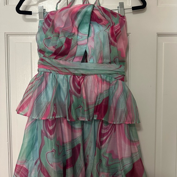 Olivaceous Colorful Dress - Picture 4 of 8